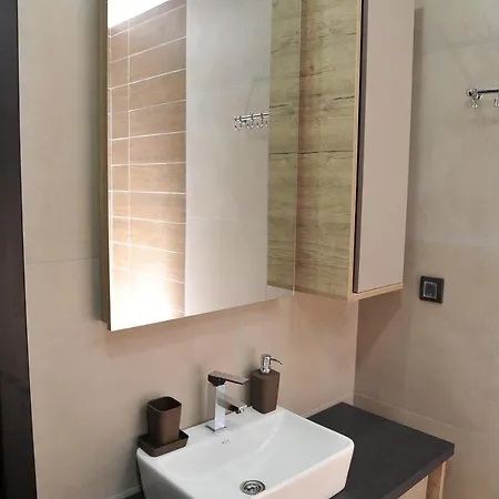 Miss Premier 19 Milmari *