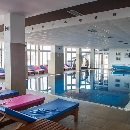 Miss Premier 19 Milmari *