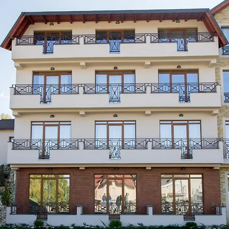 Miss Premier 19 Milmari Kopaonik