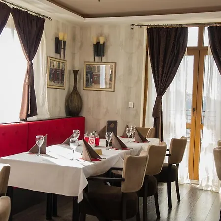 Miss Premier 19 Milmari