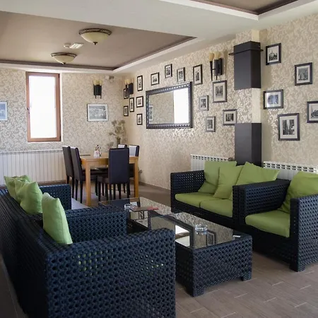 Miss Premier 19 Milmari