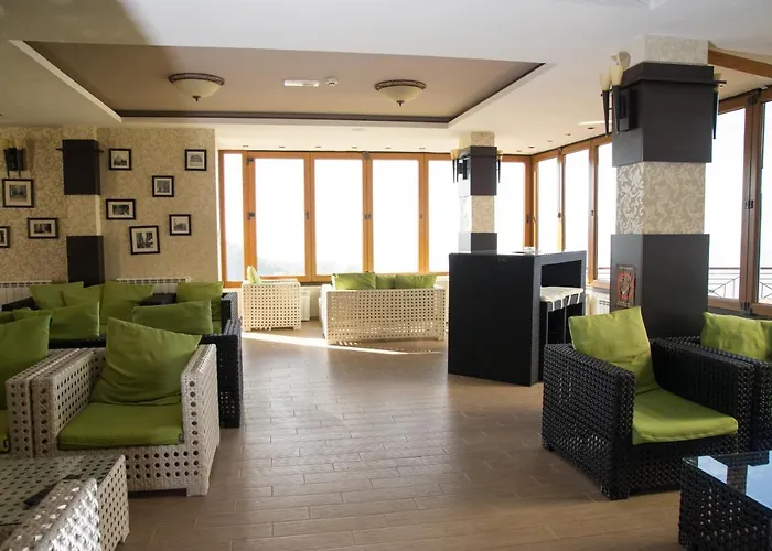 Miss Premier 19 Milmari *